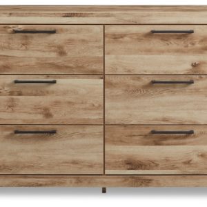 Hyanna Dresser