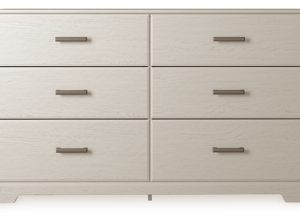 Stelsie Dresser