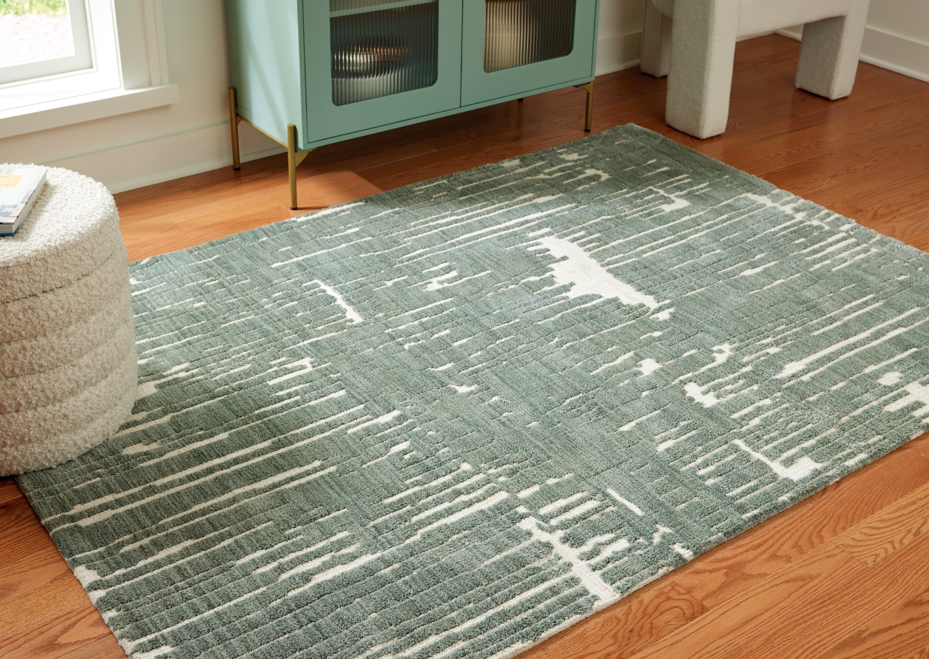 R40709 Cayworth - Image 2